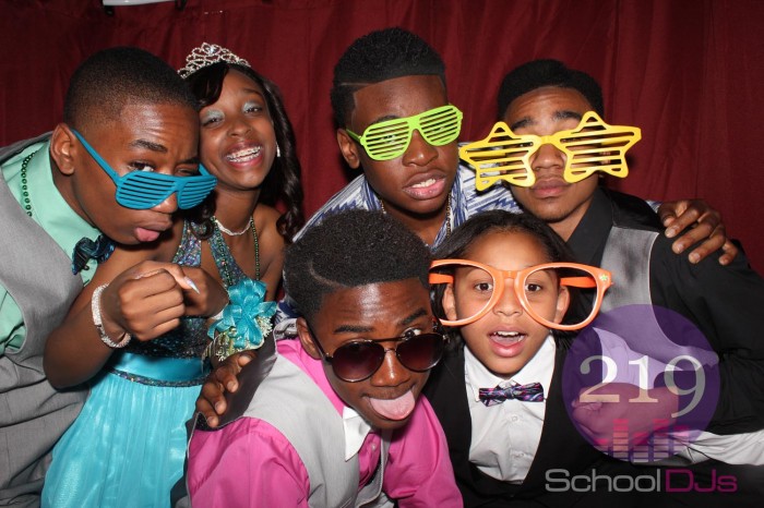 School Dance Lansing Photobooth